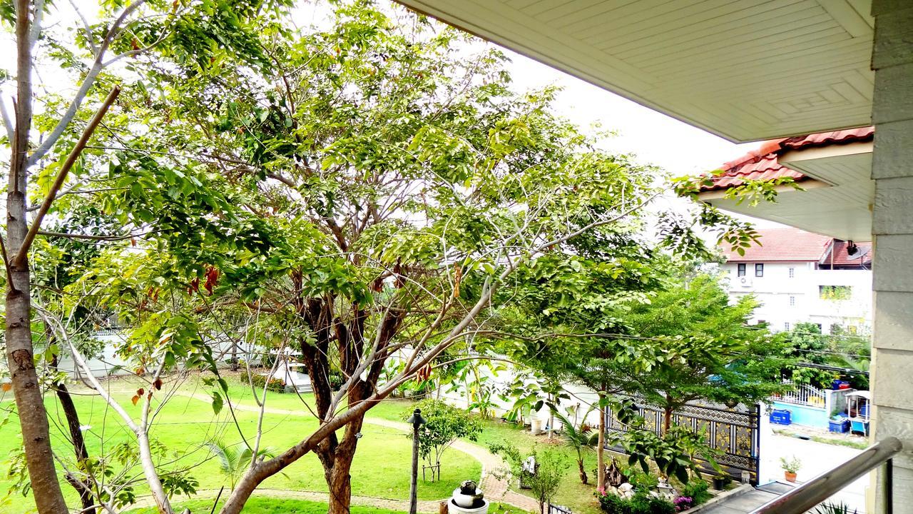 Asias Boutique Club /The Homestays Rangsit Exteriör bild