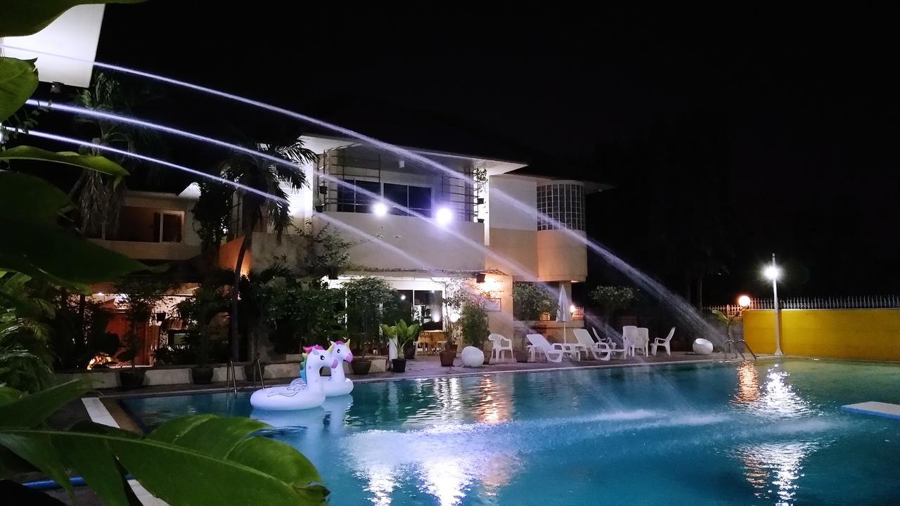 Asias Boutique Club /The Homestays Rangsit Exteriör bild