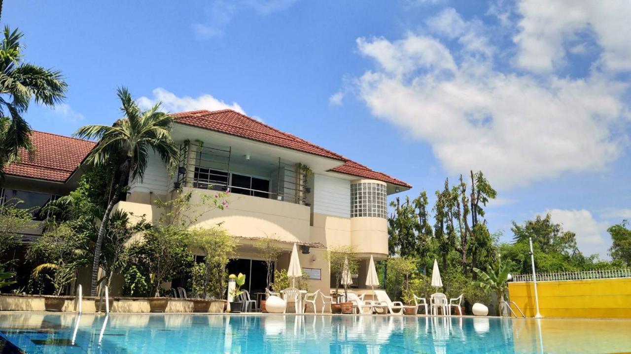 Asias Boutique Club /The Homestays Rangsit Exteriör bild